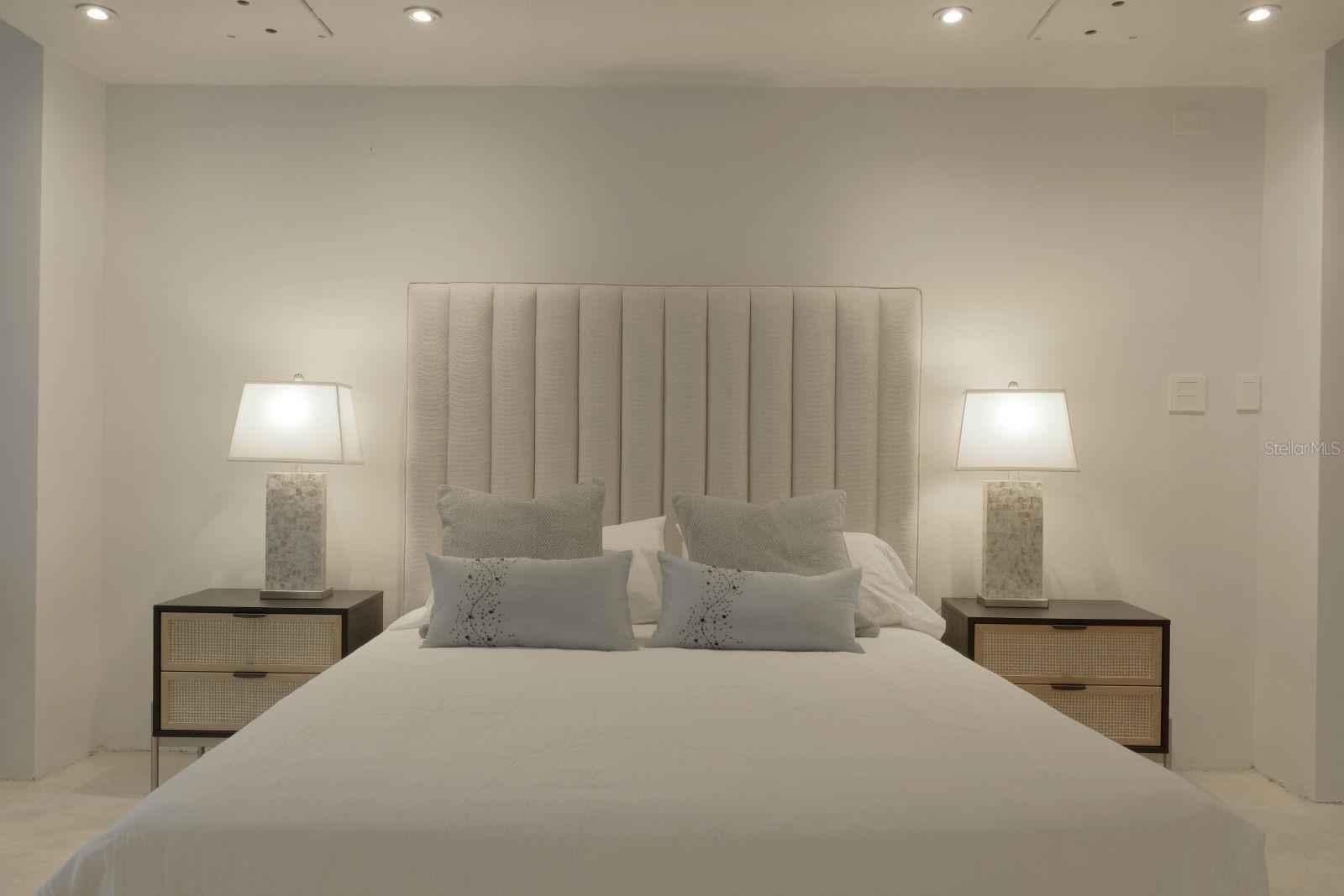 PR9108298 Property Photo