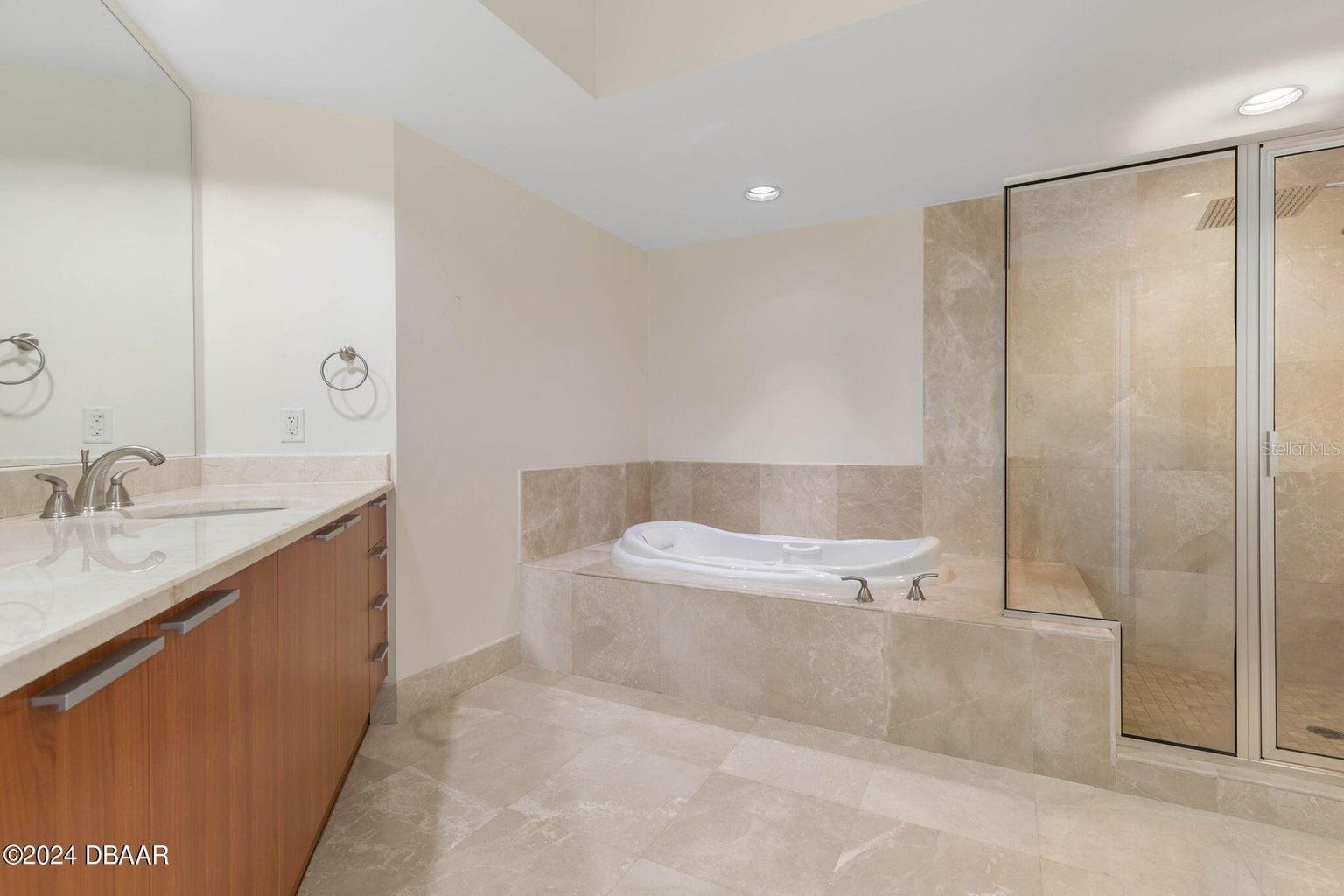 231 RIVERSIDE DRIVE #1801-1, HOLLY HILL, FL, 32117