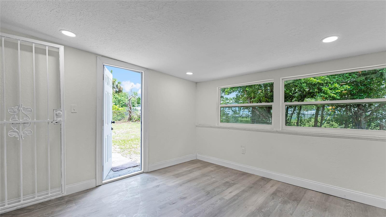 1453 CONTINENTAL DR, DAYTONA BEACH, FL, 32117