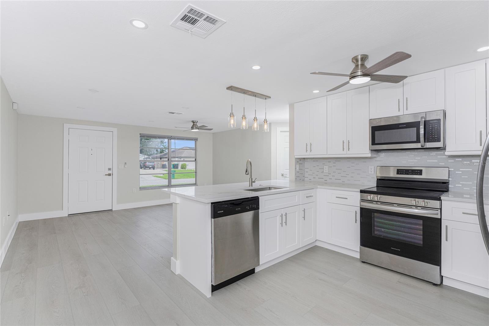 10517 GREENWAY AVE, ENGLEWOOD, FL, 34224
