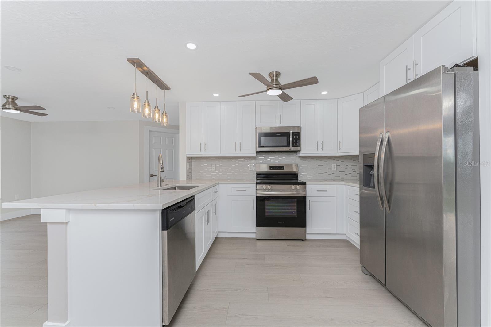 10517 GREENWAY AVE, ENGLEWOOD, FL, 34224