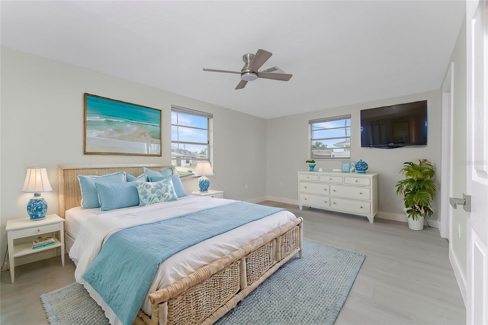 10517 GREENWAY AVE, ENGLEWOOD, FL, 34224