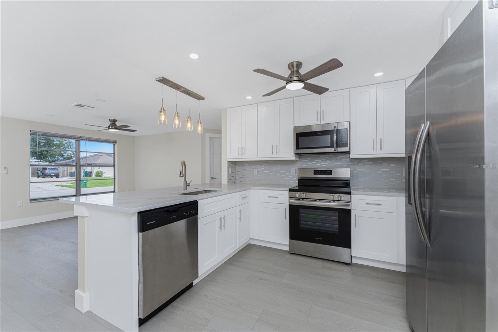 10517 GREENWAY AVE, ENGLEWOOD, FL, 34224