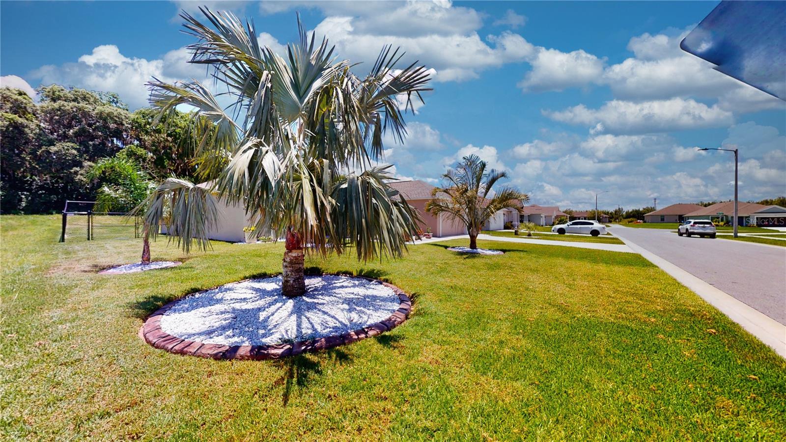 1067 SNIVELY CIR, LAKE HAMILTON, FL, 33851