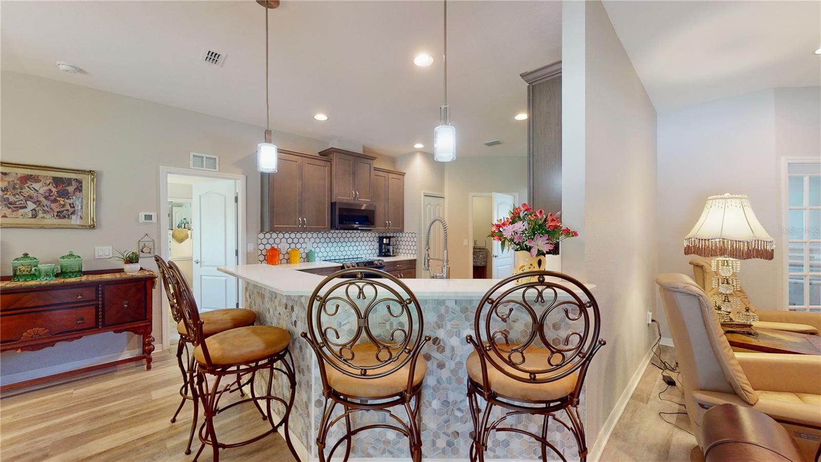 1067 SNIVELY CIR, LAKE HAMILTON, FL, 33851