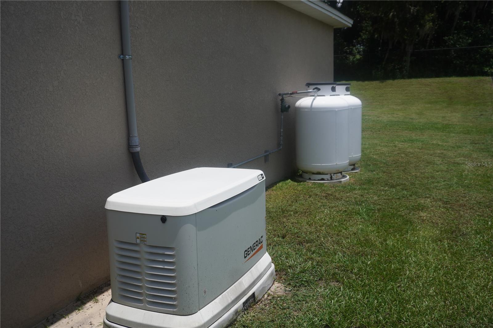 1067 SNIVELY CIR, LAKE HAMILTON, FL, 33851