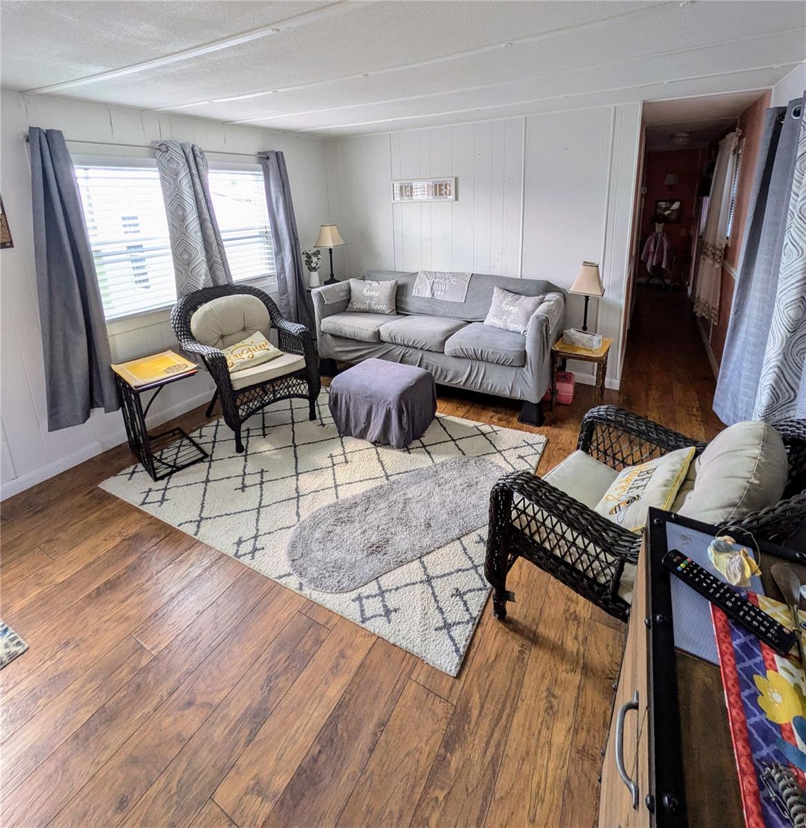 D6137824 Property Photo