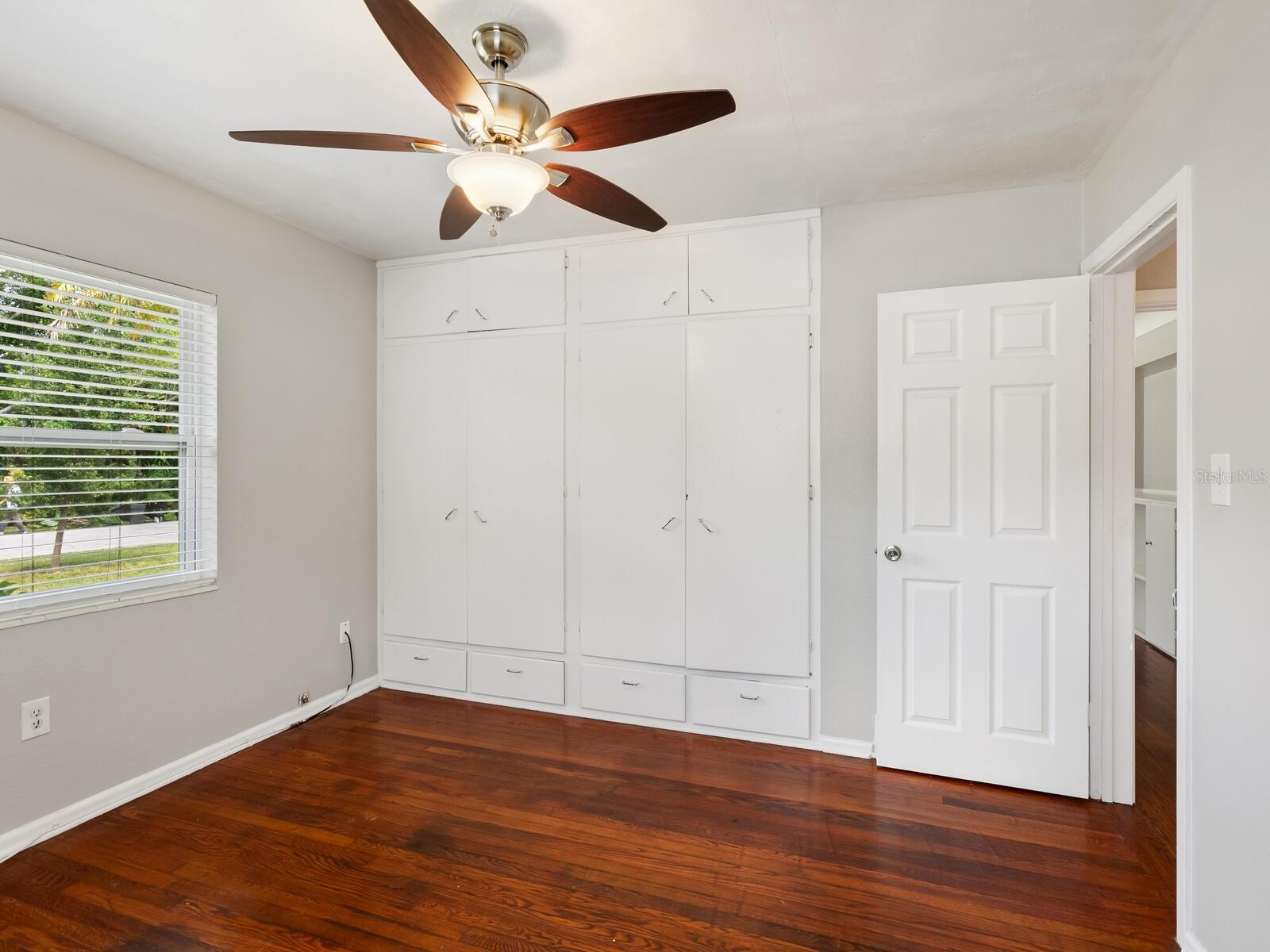 2717 GROVE PL, SARASOTA, FL, 34239