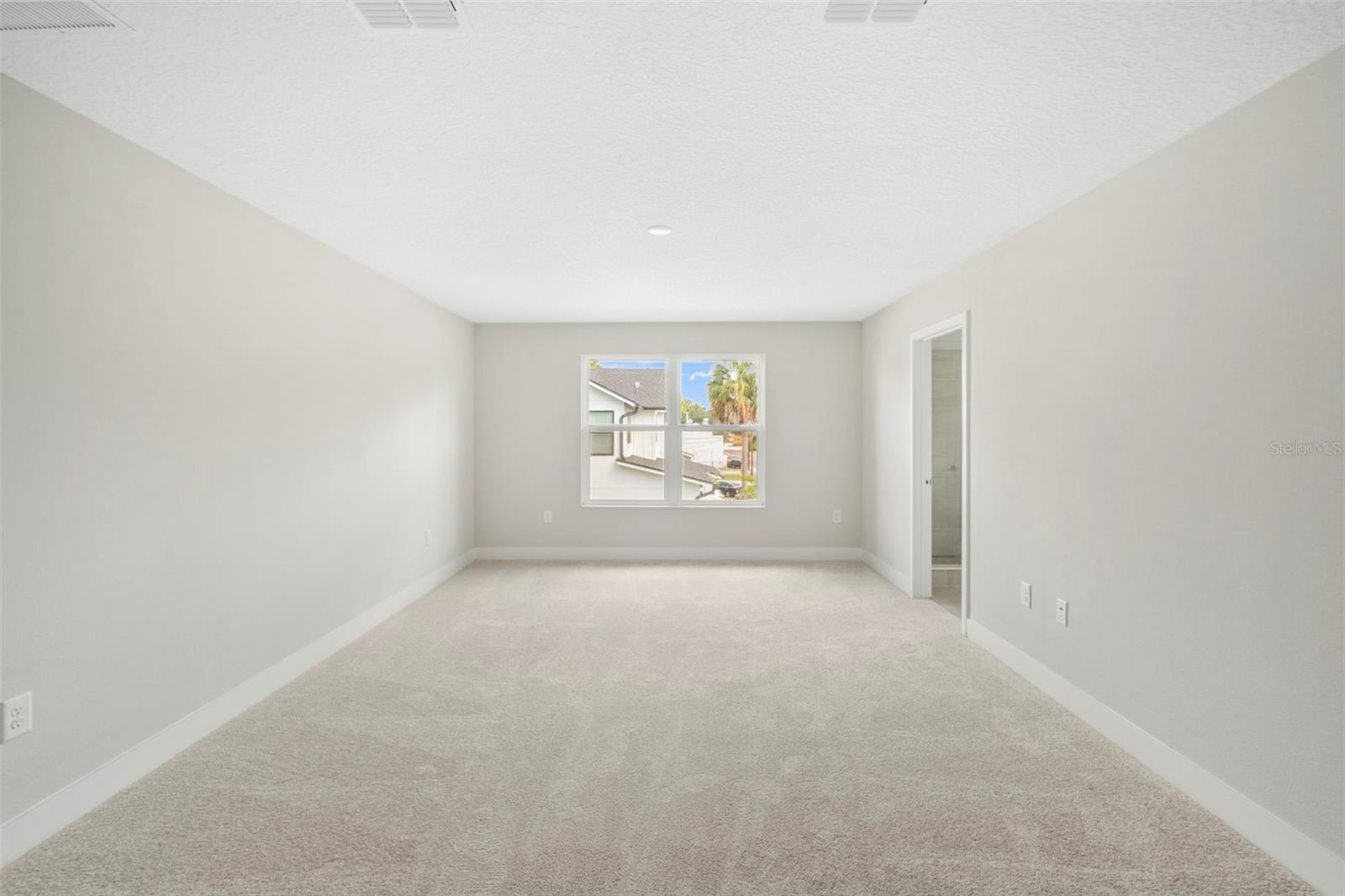 210 E JANETTE AVE, TAMPA, FL, 33603