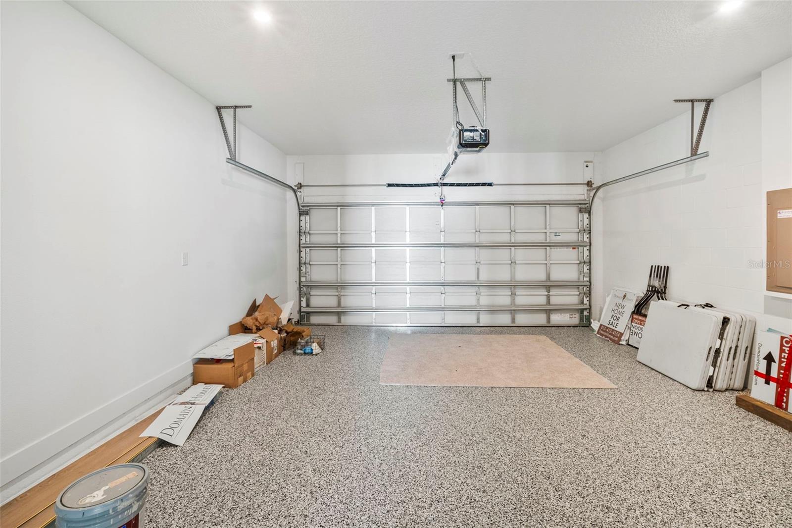 210 E JANETTE AVE, TAMPA, FL, 33603