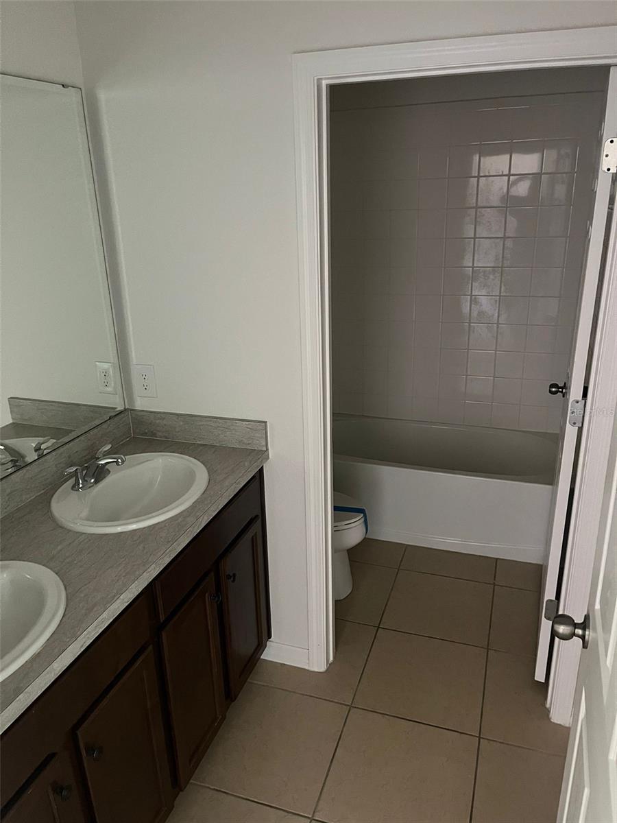 1211 LONE PALM WAY, SAINT CLOUD, FL, 34771