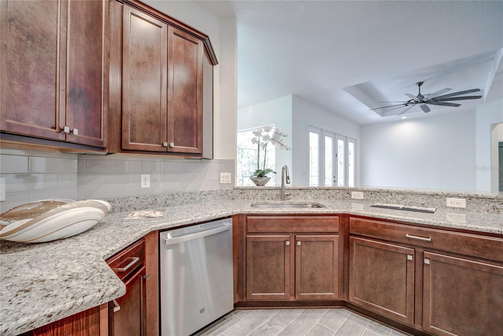 12 CORKWOOD BLVD, HOMOSASSA, FL, 34446