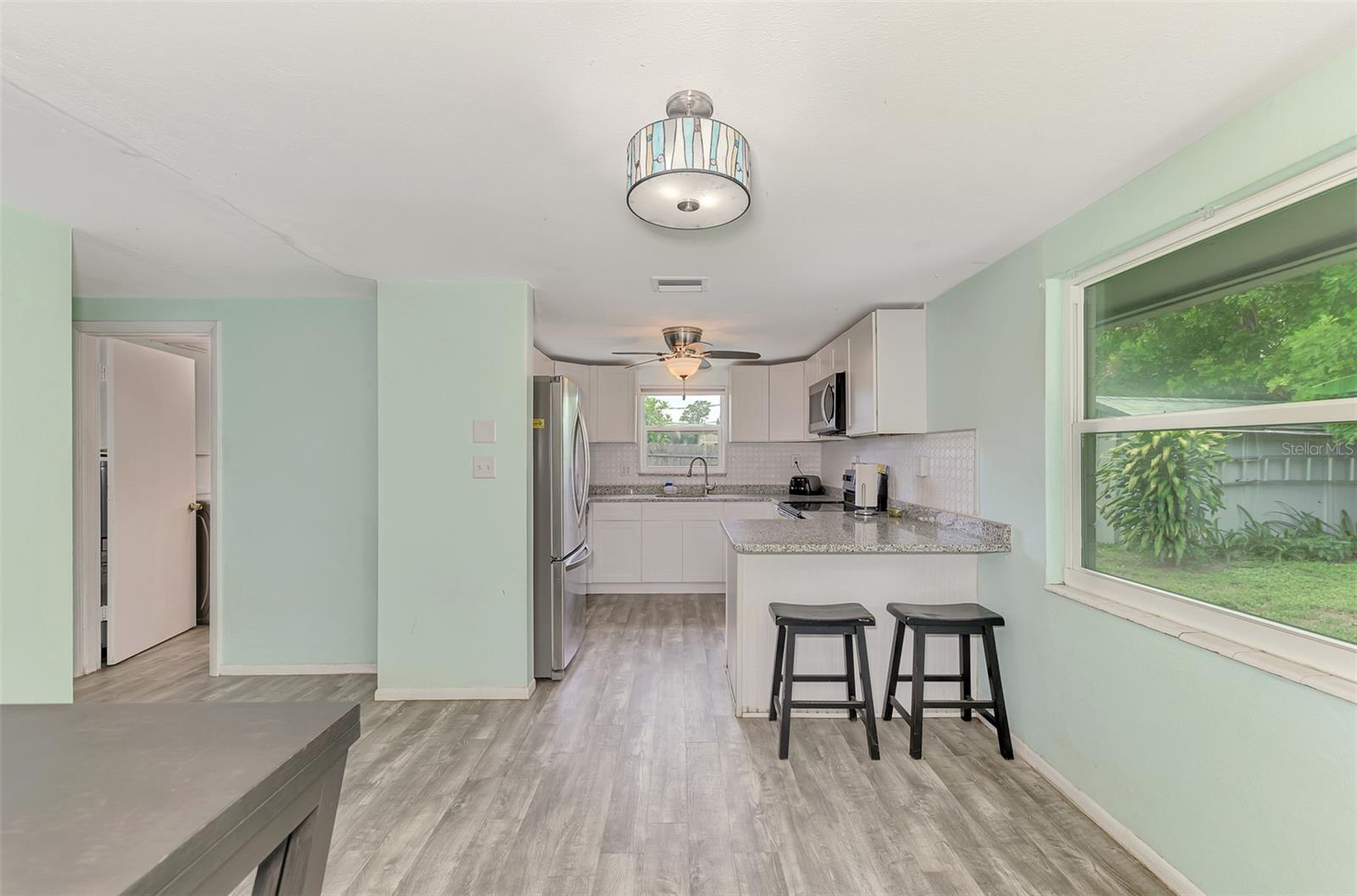 2900 SIESTA DR, VENICE, FL, 34293