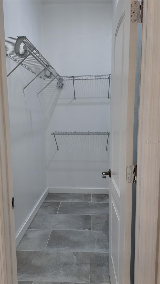 8920 N NEWPORT AVE, TAMPA, FL, 33604