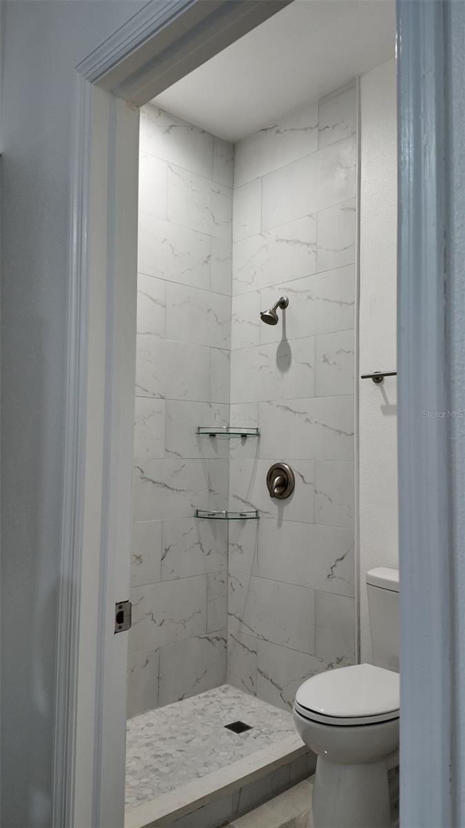 8920 N NEWPORT AVE, TAMPA, FL, 33604