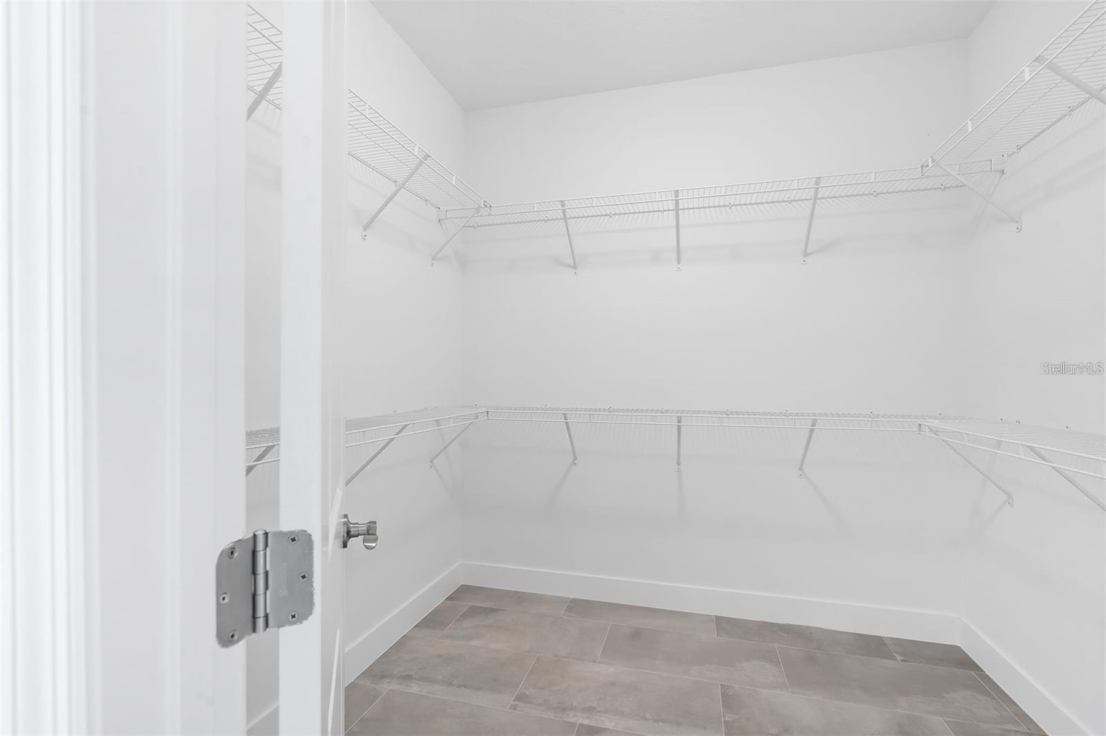 8920 N NEWPORT AVE, TAMPA, FL, 33604