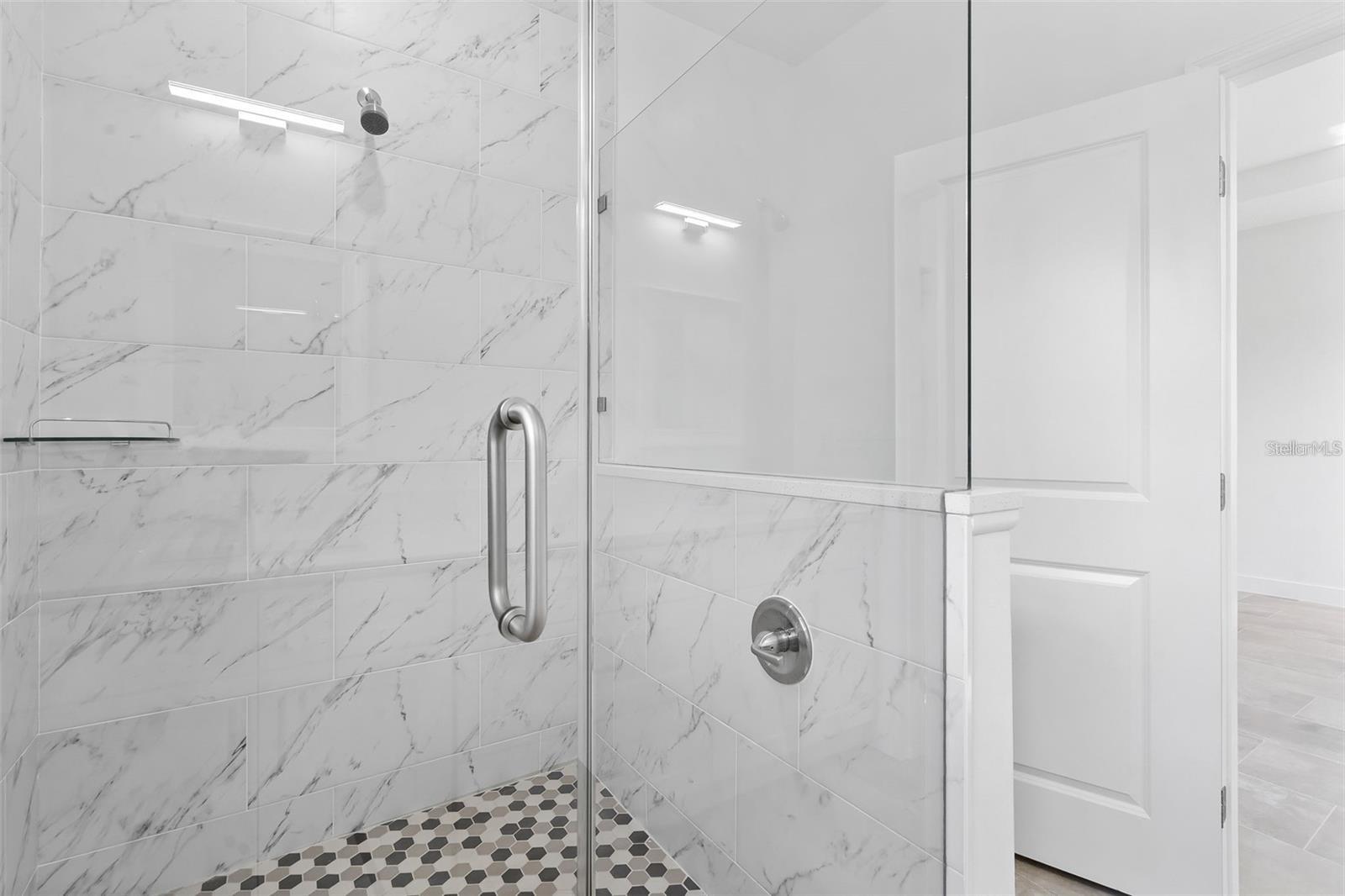 8920 N NEWPORT AVE, TAMPA, FL, 33604