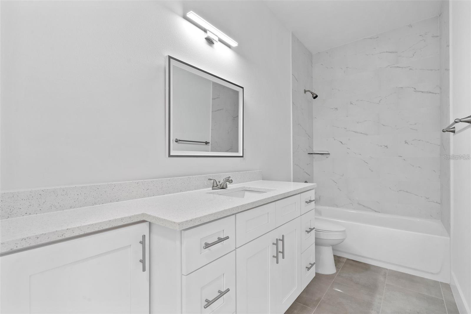 8920 N NEWPORT AVE, TAMPA, FL, 33604