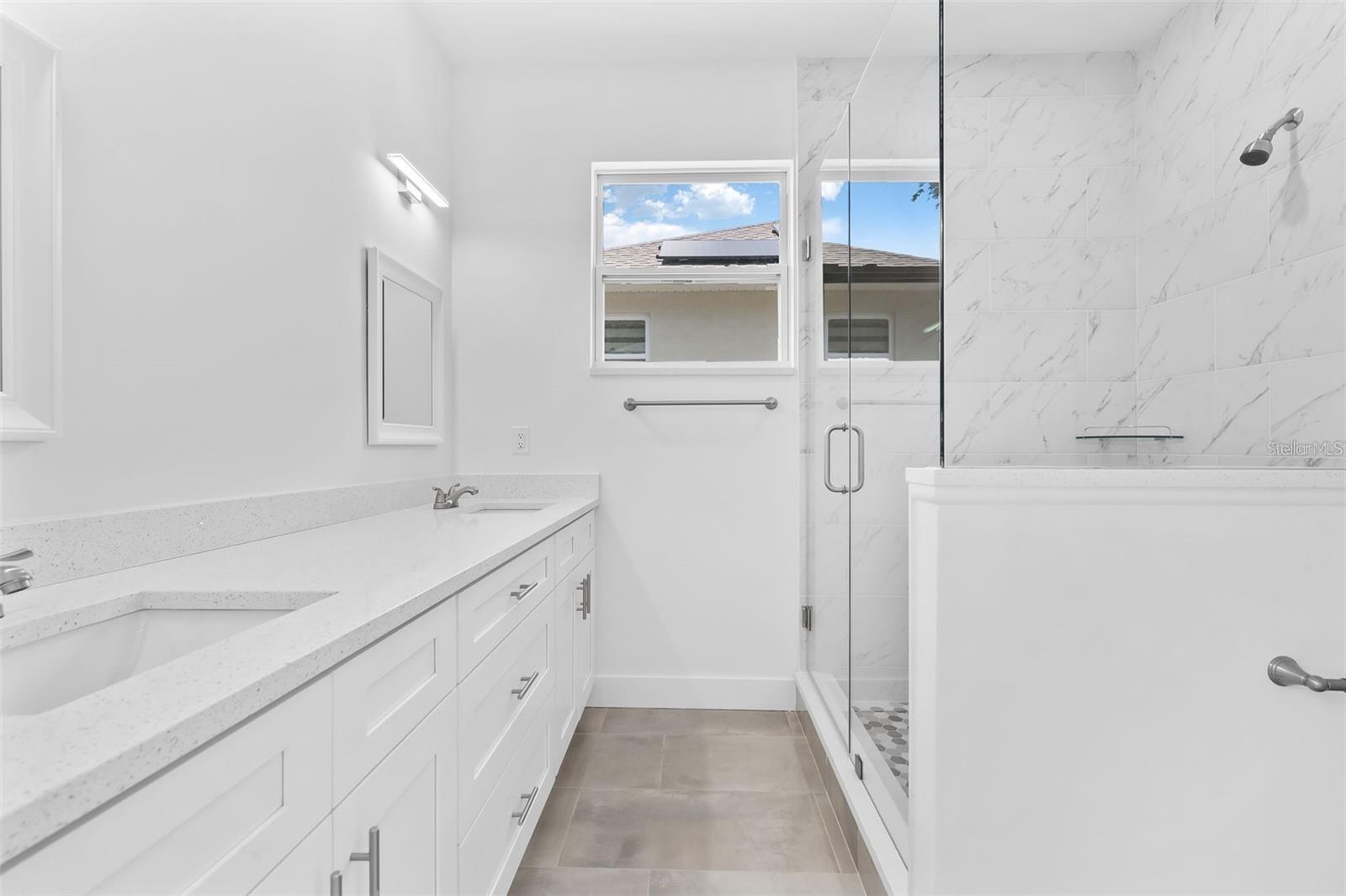 8920 N NEWPORT AVE, TAMPA, FL, 33604