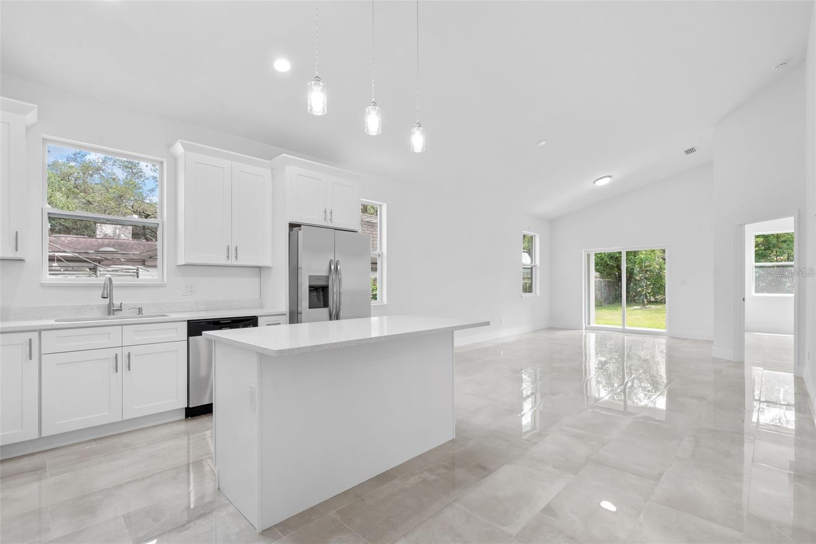 8920 N NEWPORT AVE, TAMPA, FL, 33604