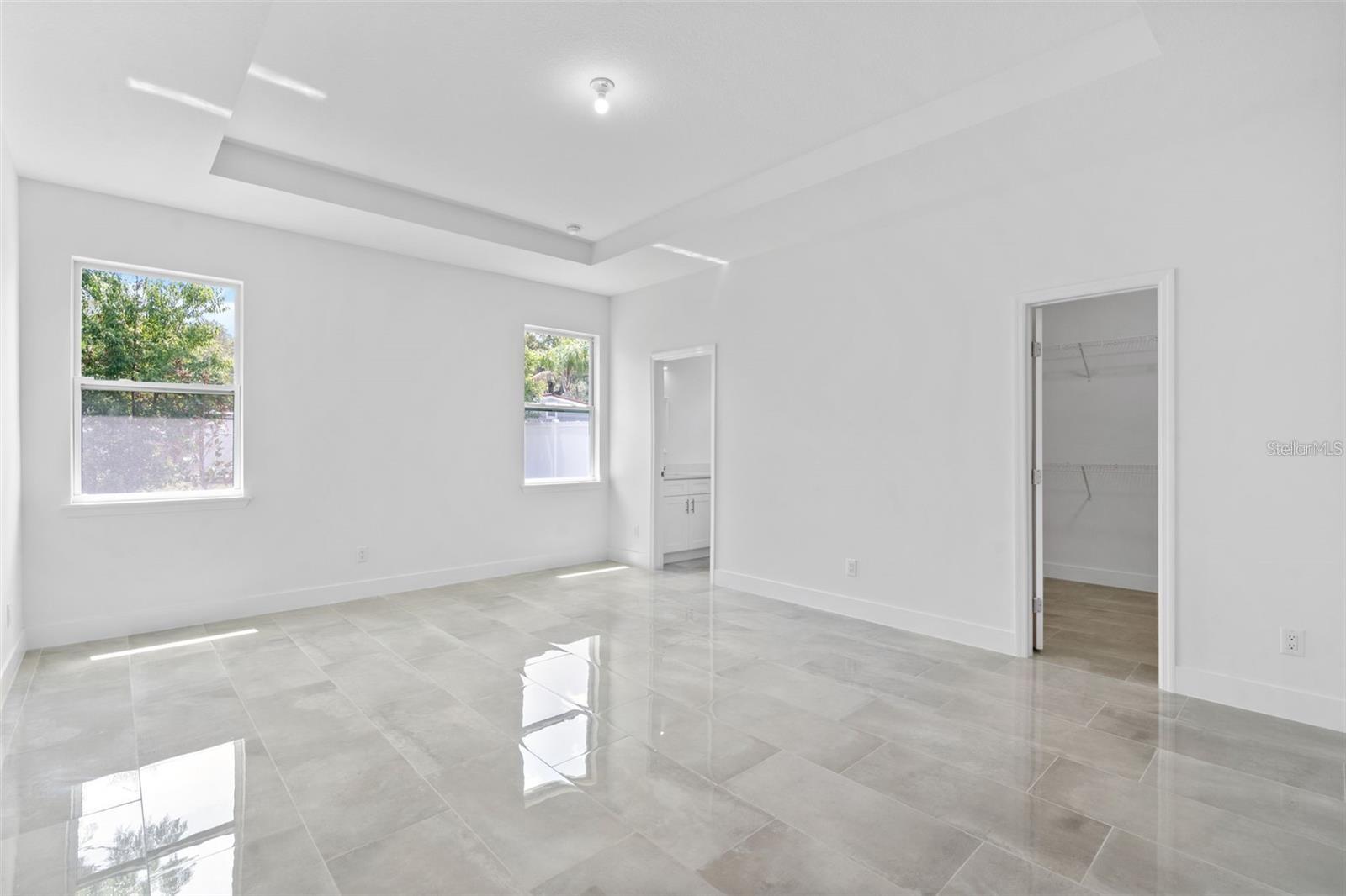 8920 N NEWPORT AVE, TAMPA, FL, 33604