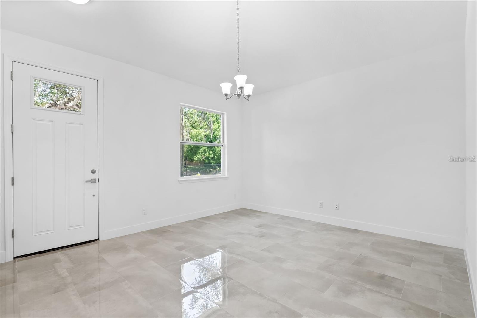 8920 N NEWPORT AVE, TAMPA, FL, 33604