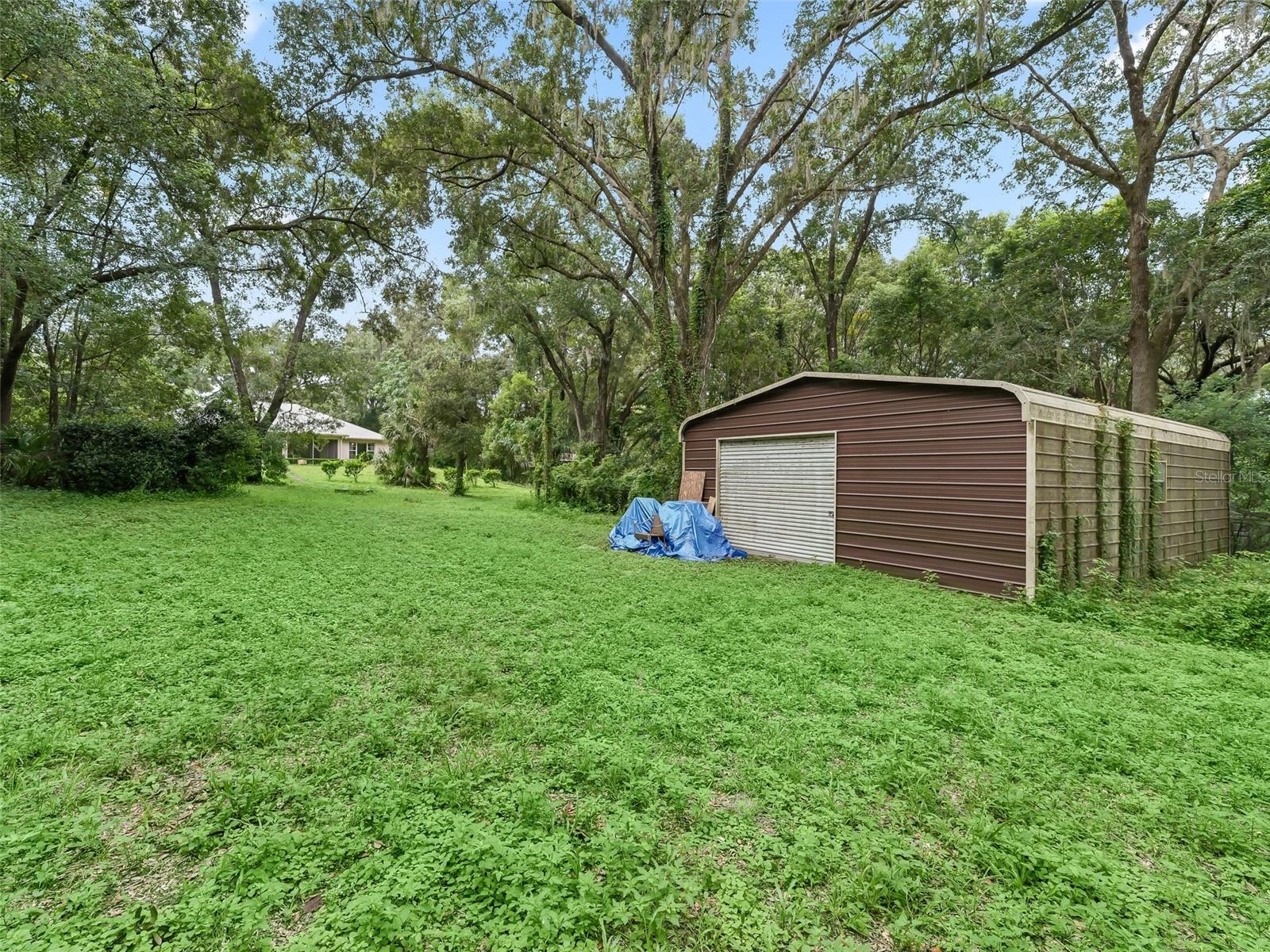 2541 LAKE GRIFFIN RD, LADY LAKE, FL, 32159