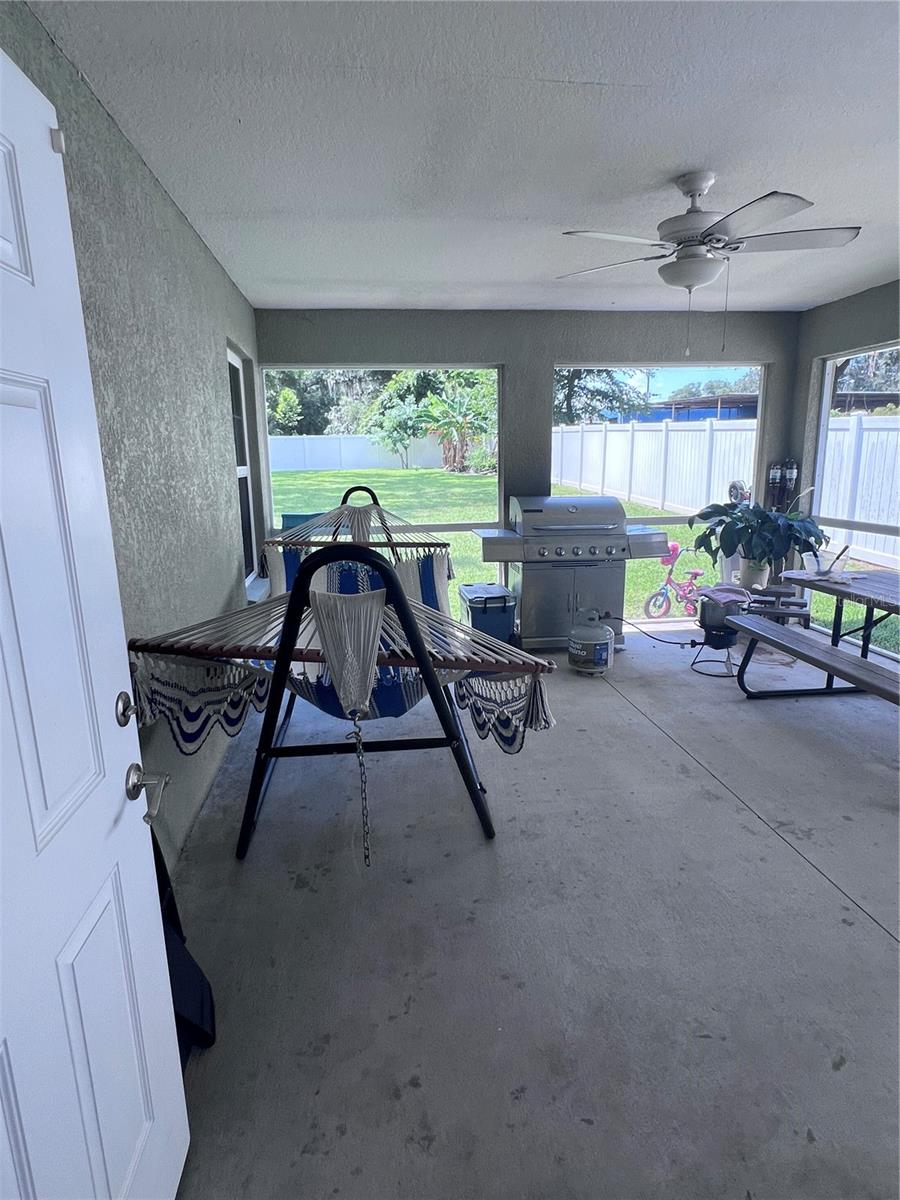 1609 LAKEVIEW, SEFFNER, FL, 33584