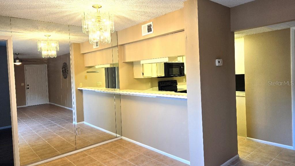 4025 ANGEL OAK CT #102, TAMPA, FL, 33613