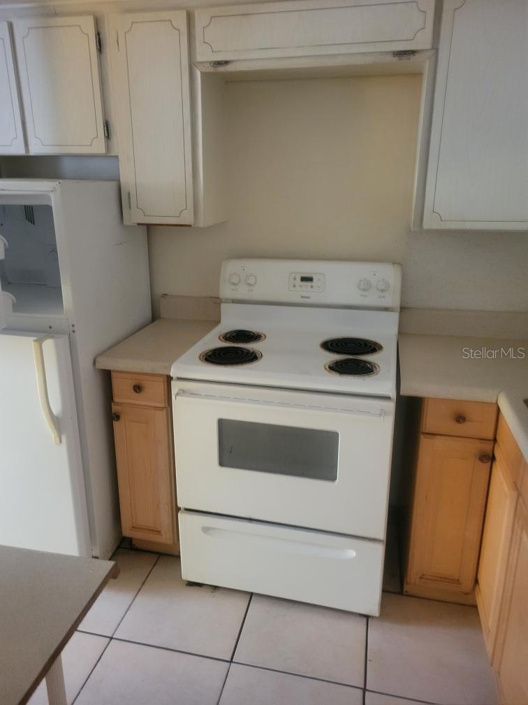 6100 12TH ST S #211, ST PETERSBURG, FL, 33705