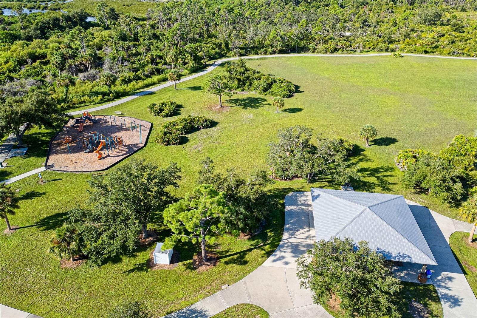 9 BUNKER LN, ROTONDA WEST, FL, 33947