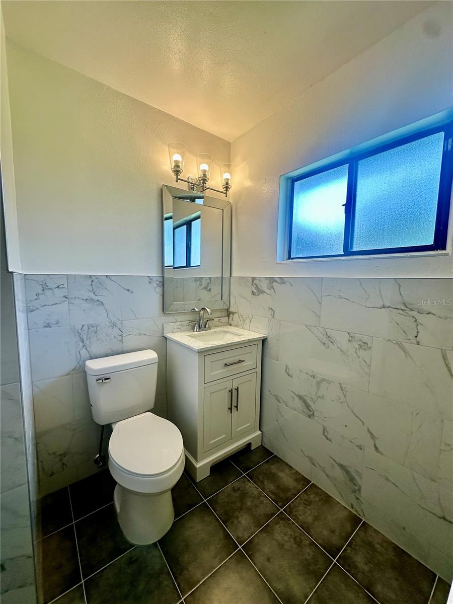 1663 W LAKE CANNON DR NW, WINTER HAVEN, FL, 33881