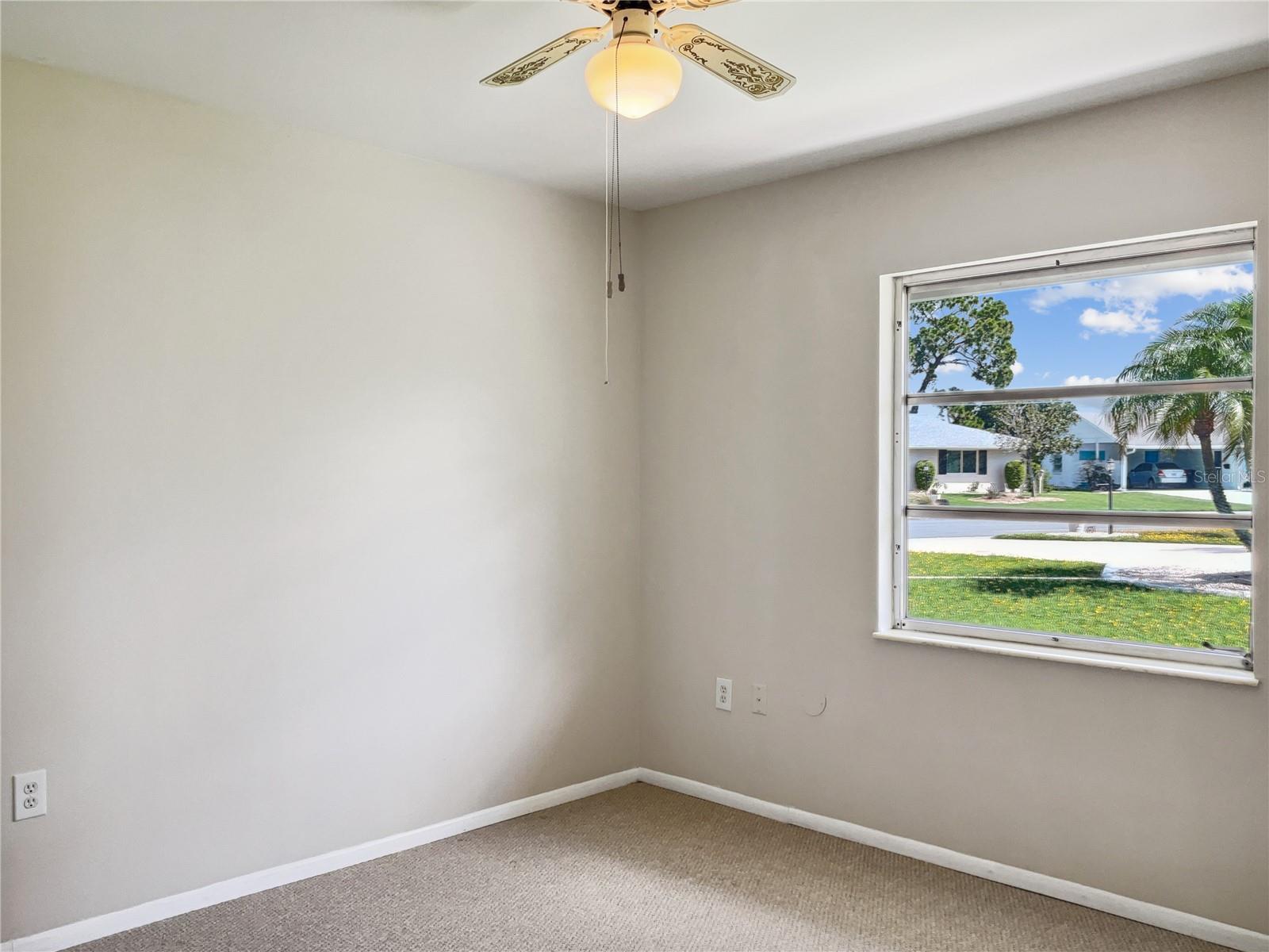 716 FOX HILLS DR, SUN CITY CENTER, FL, 33573