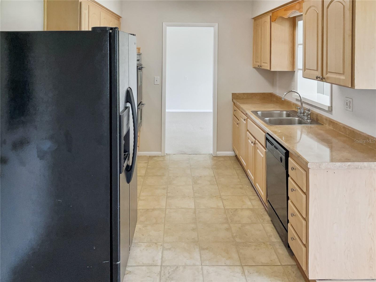 716 FOX HILLS DR, SUN CITY CENTER, FL, 33573