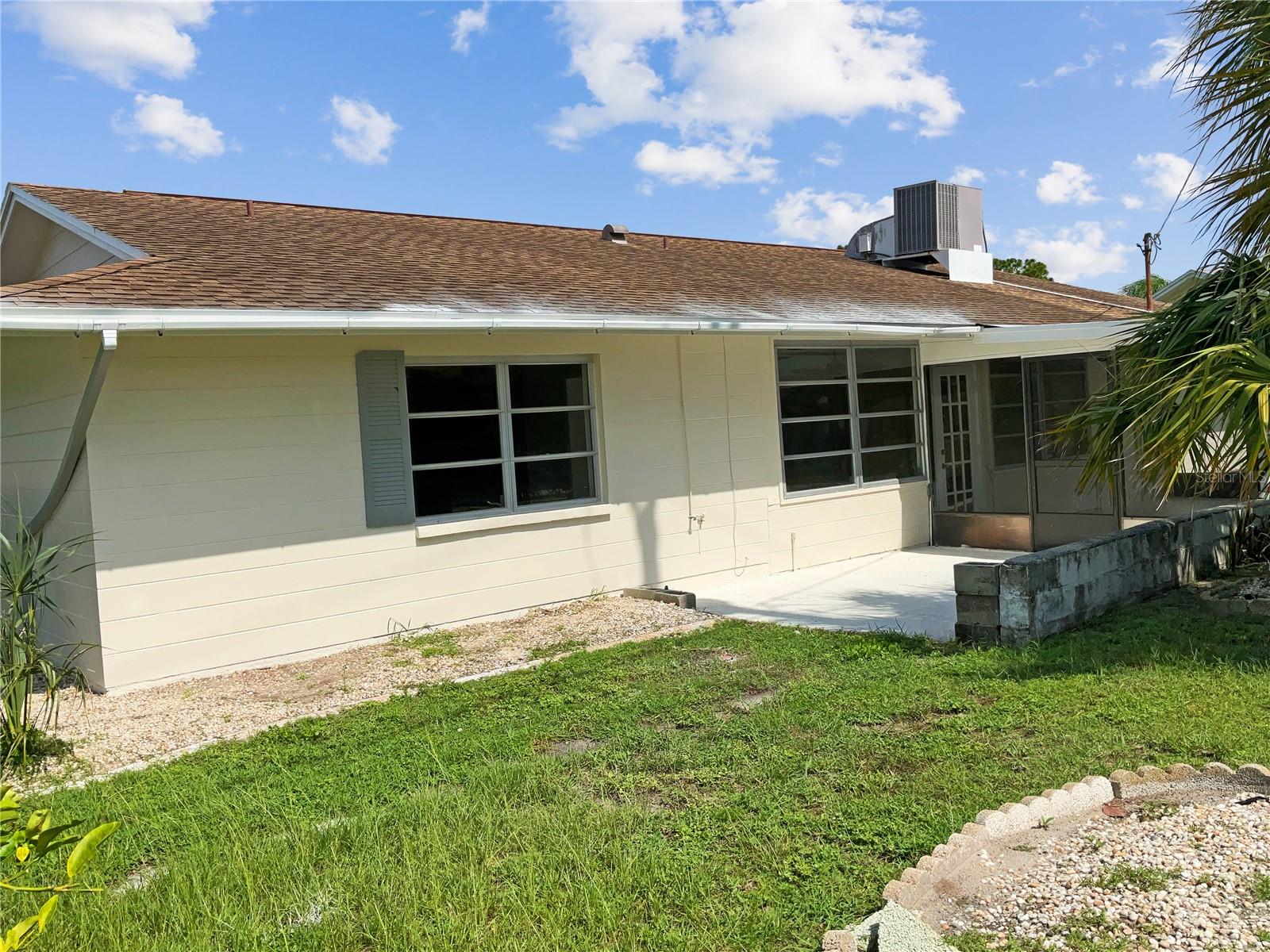 716 FOX HILLS DR, SUN CITY CENTER, FL, 33573