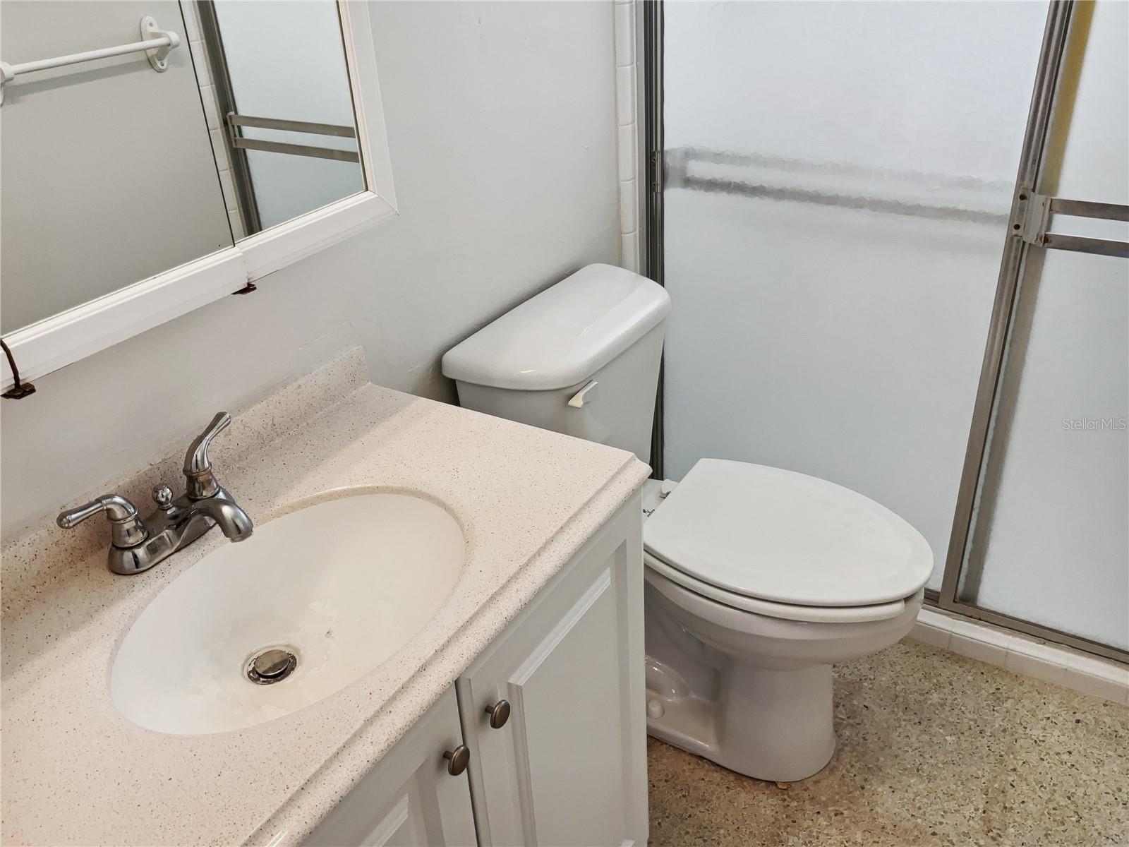 716 FOX HILLS DR, SUN CITY CENTER, FL, 33573