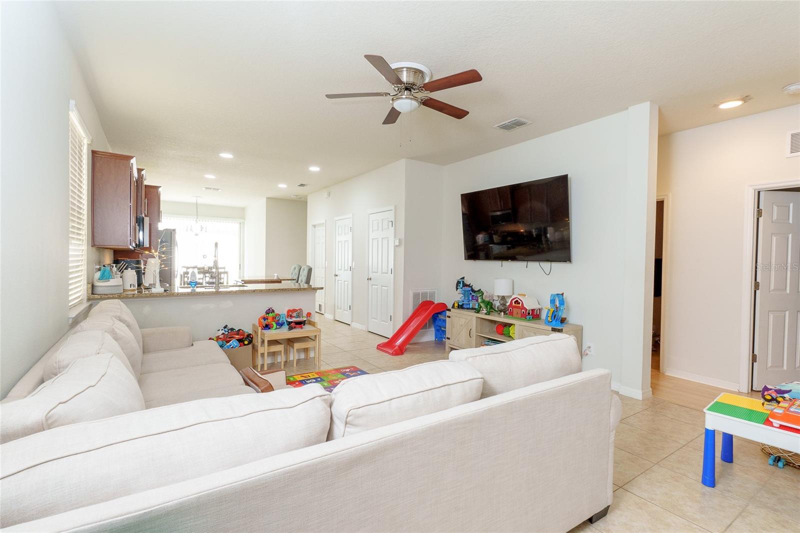 1515 GADSDEN POINT PL, RUSKIN, FL, 33570