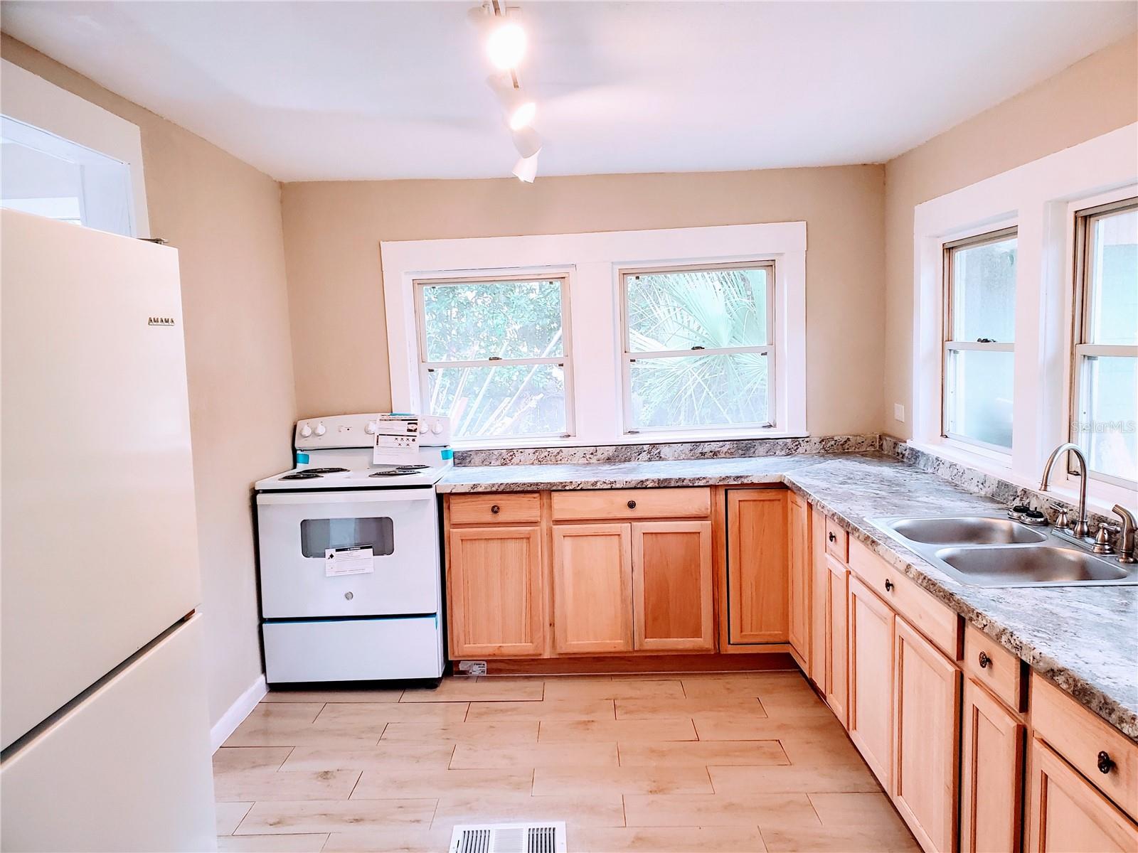 1714 PRESIDENT ST, PALATKA, FL, 32177