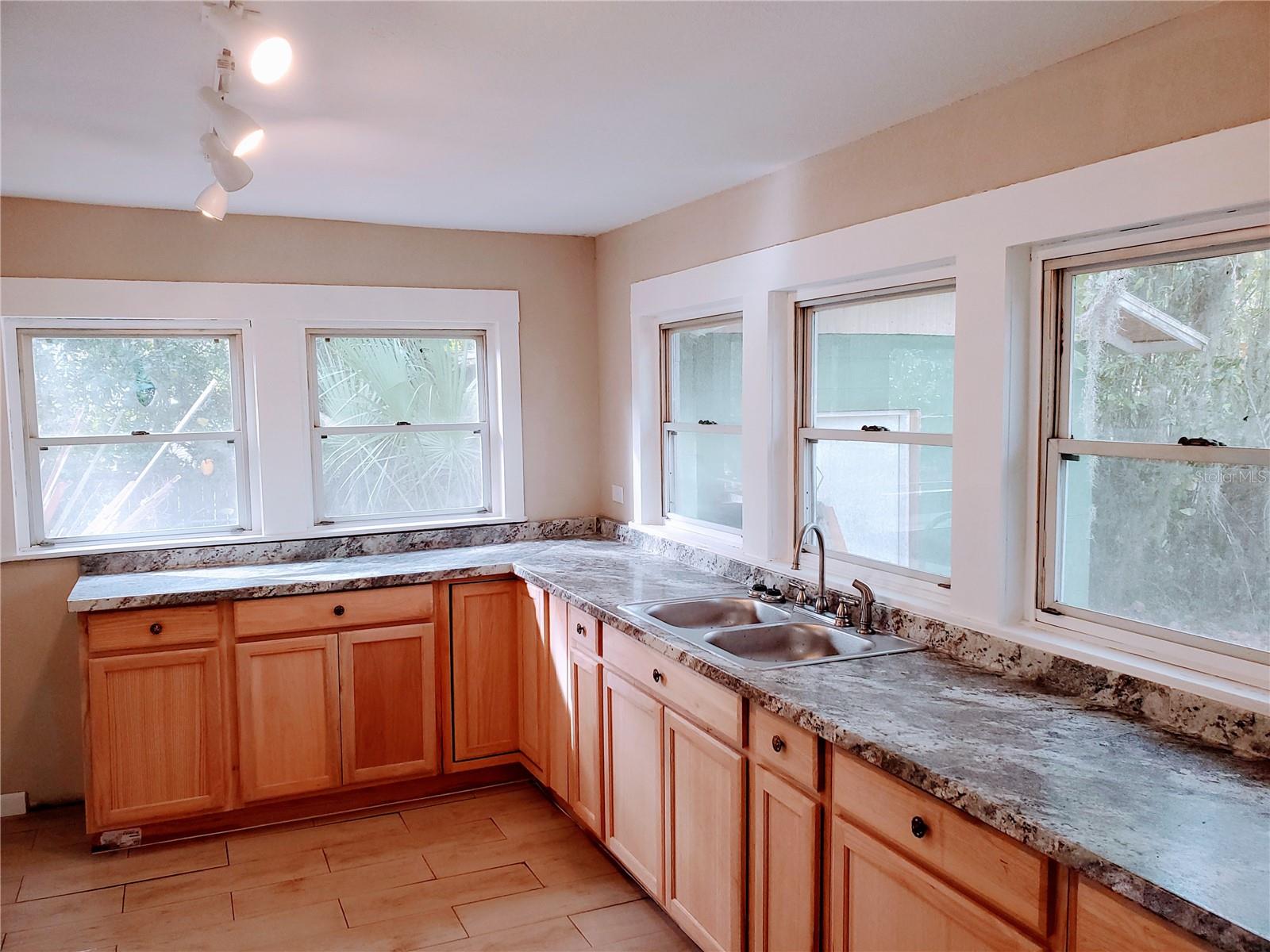 1714 PRESIDENT ST, PALATKA, FL, 32177