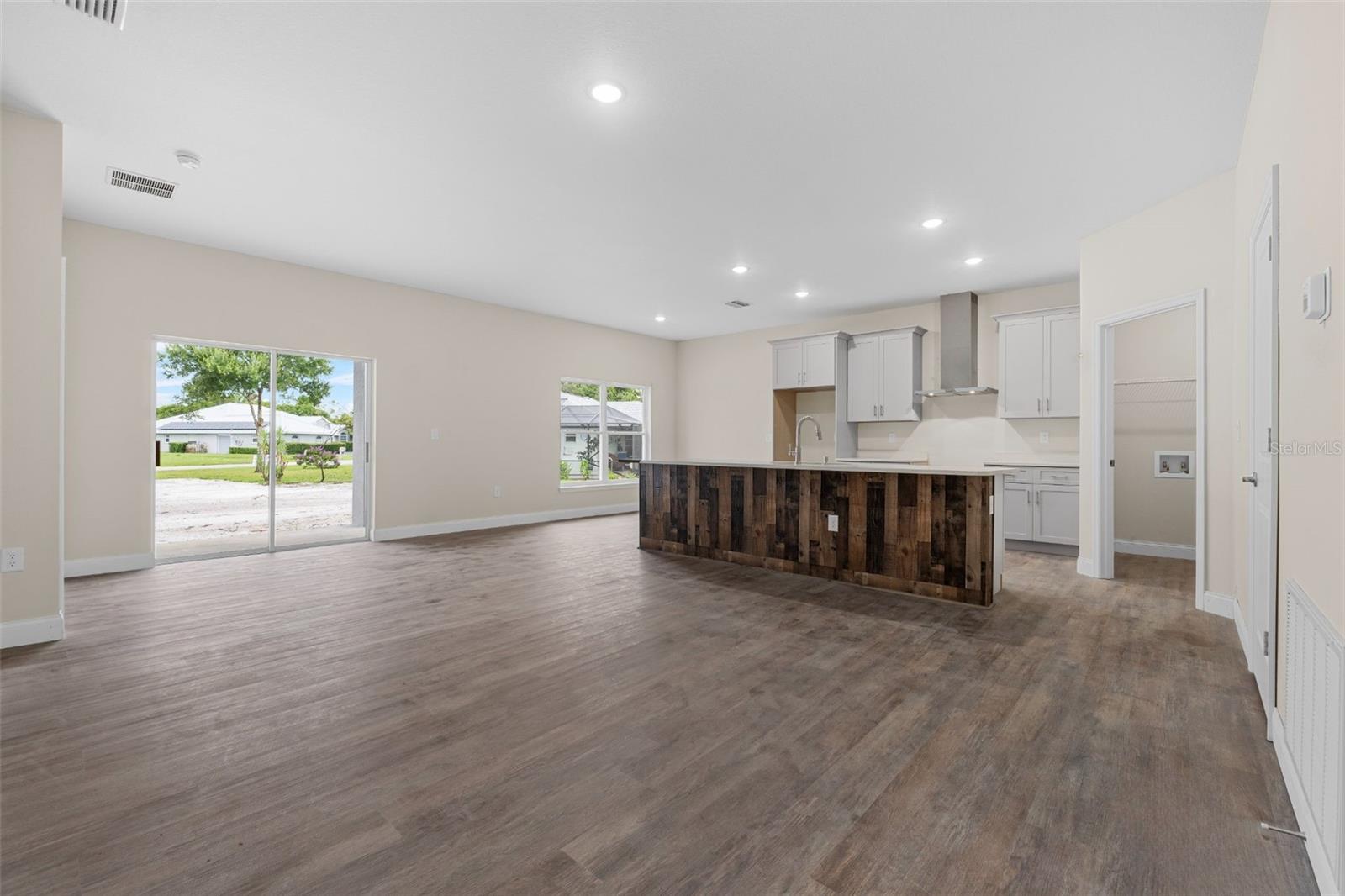 5529 ANGELO CIR, SEBRING, FL, 33872