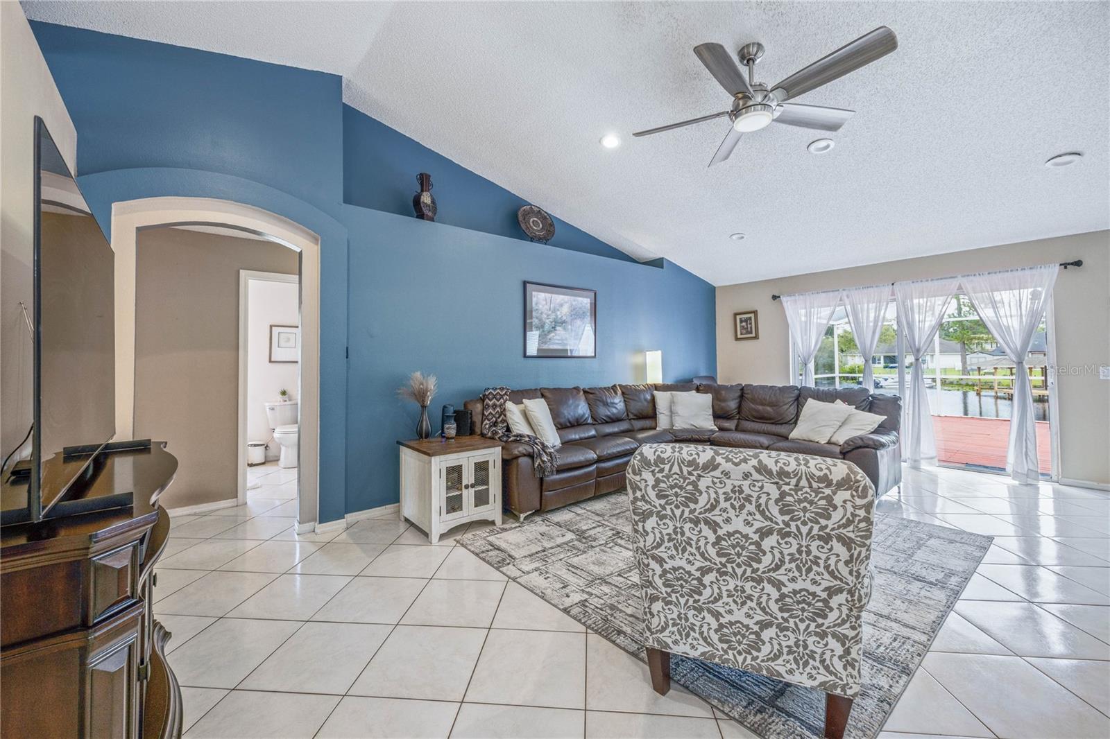 1053 ABADAN DR, DELTONA, FL, 32725