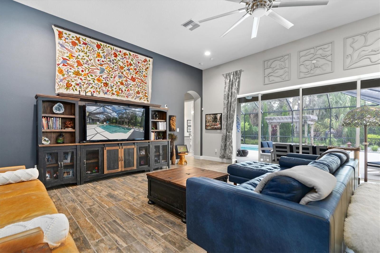6313 BREVADA LN, APOLLO BEACH, FL, 33572