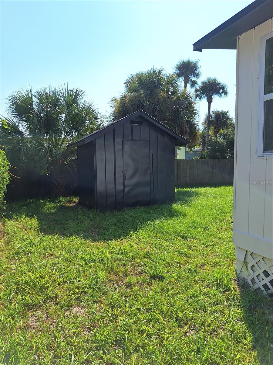 819 STATE AVE, DAYTONA BEACH, FL, 32117