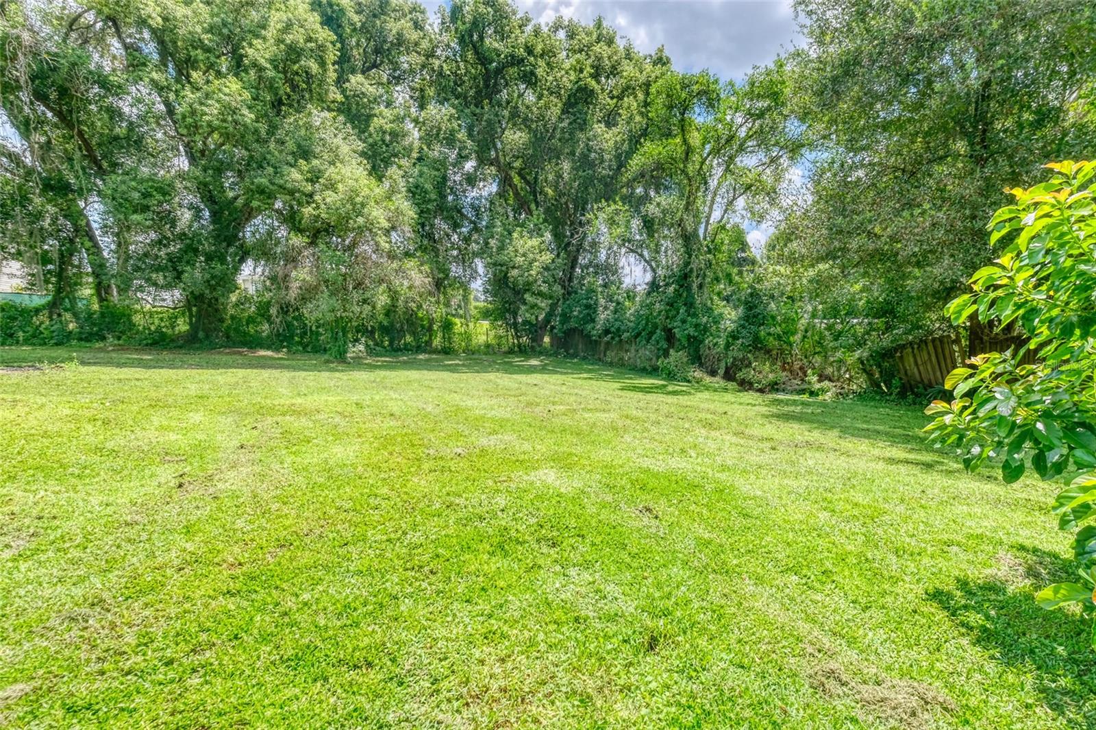 37427 SOUTHSIDE DR, ZEPHYRHILLS, FL, 33541