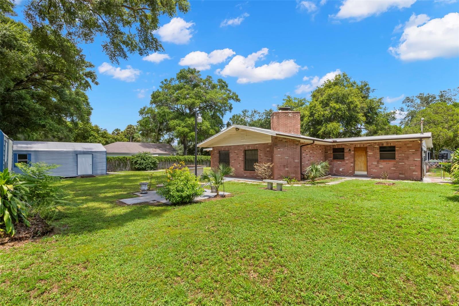 1213 E FRIERSON AVE, TAMPA, FL, 33603