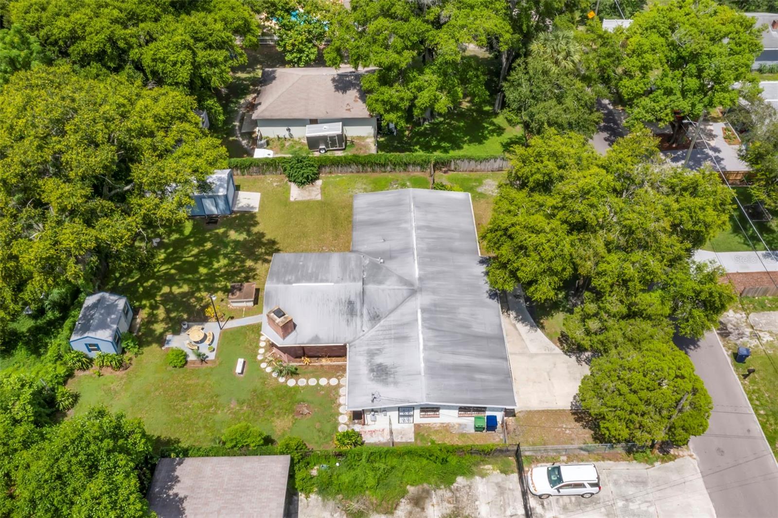 1213 E FRIERSON AVE, TAMPA, FL, 33603