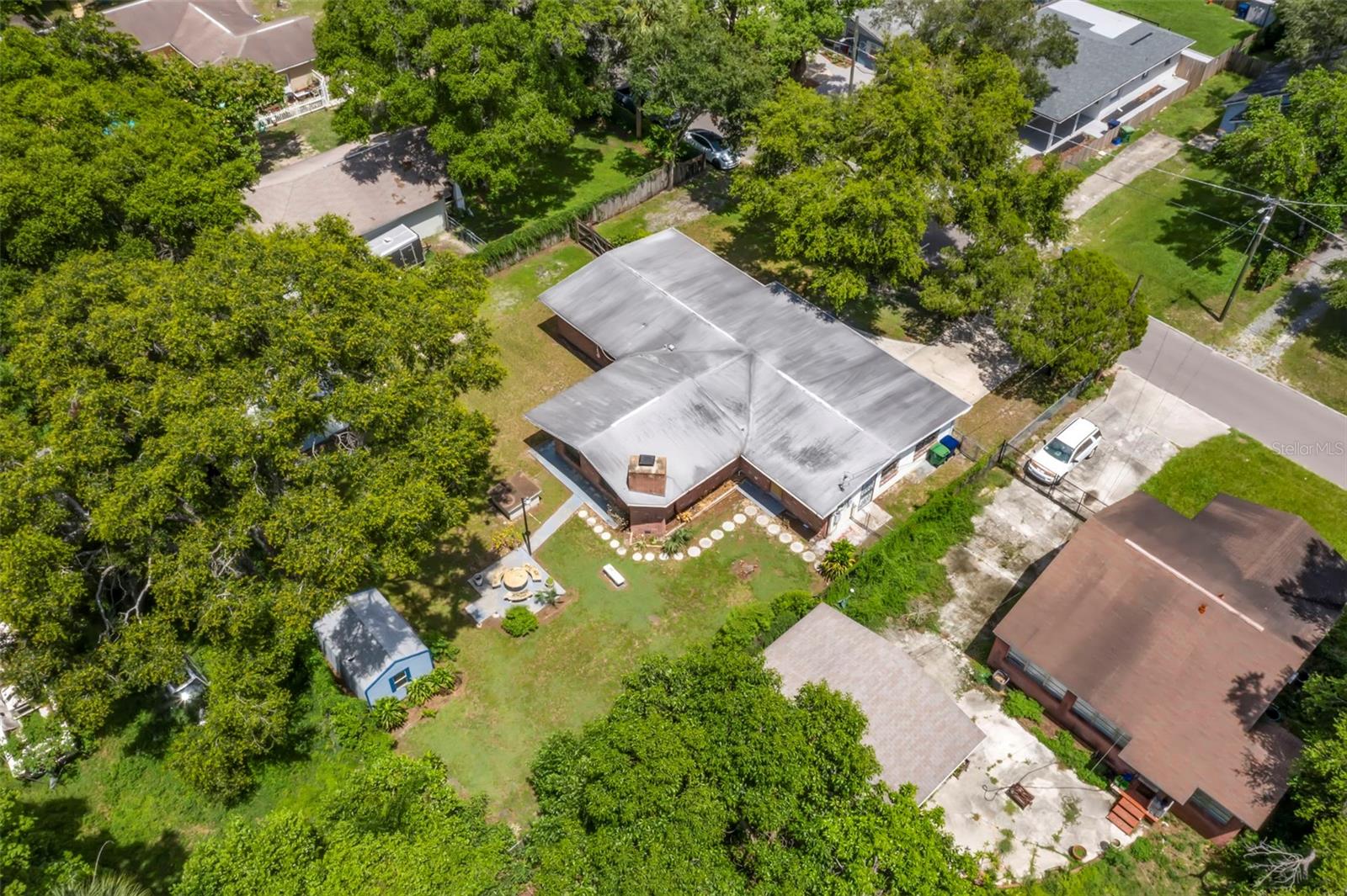 1213 E FRIERSON AVE, TAMPA, FL, 33603