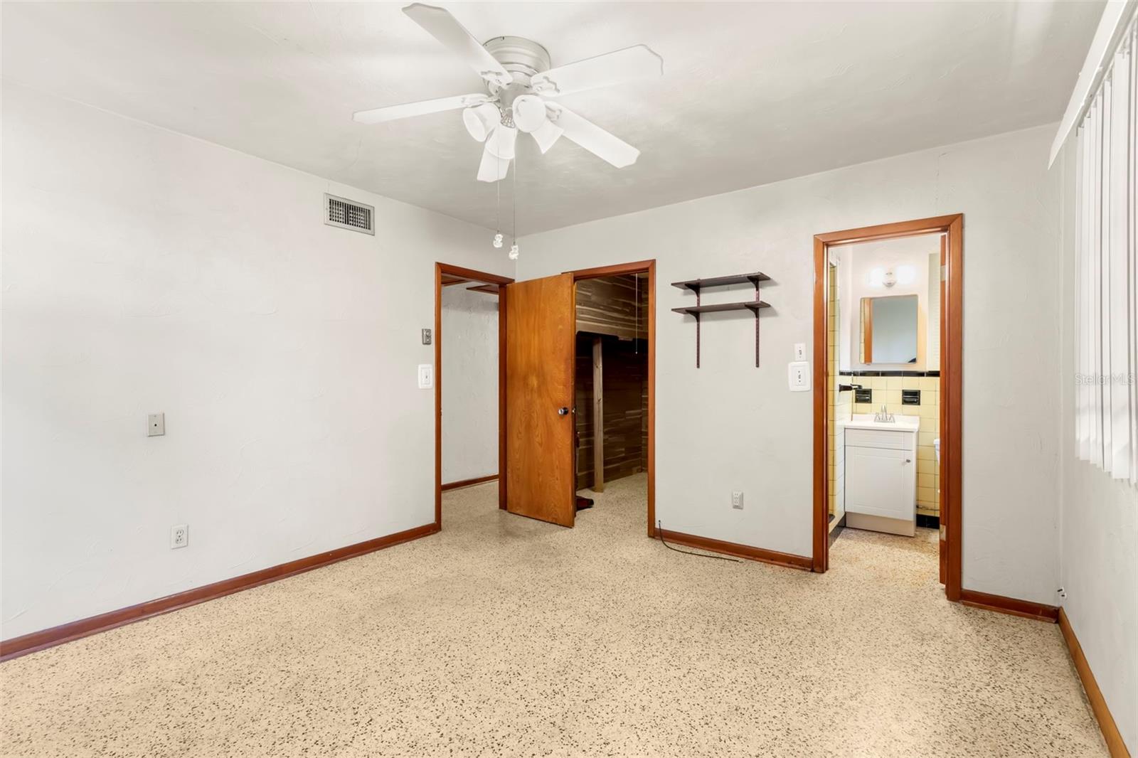 1213 E FRIERSON AVE, TAMPA, FL, 33603
