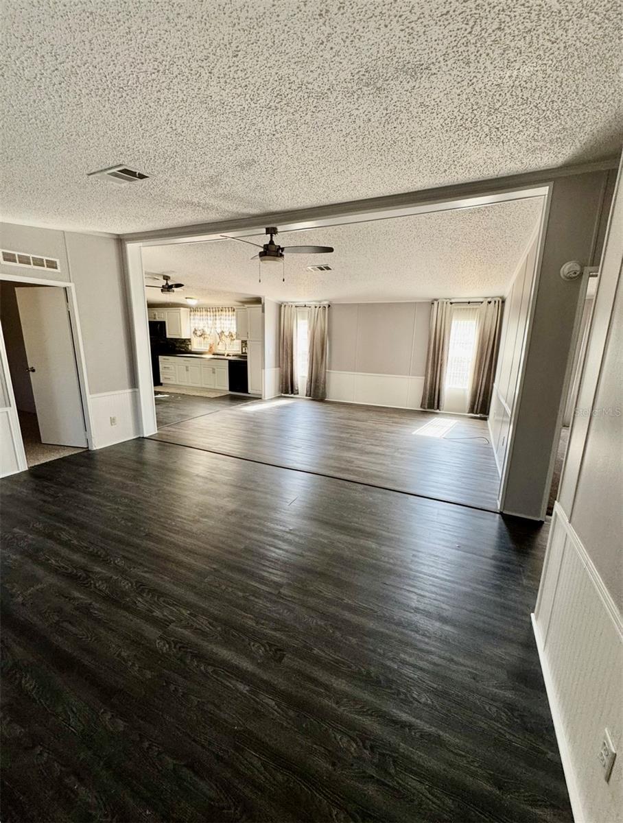 15594 NE 233RD PL, FORT MC COY, FL, 32134