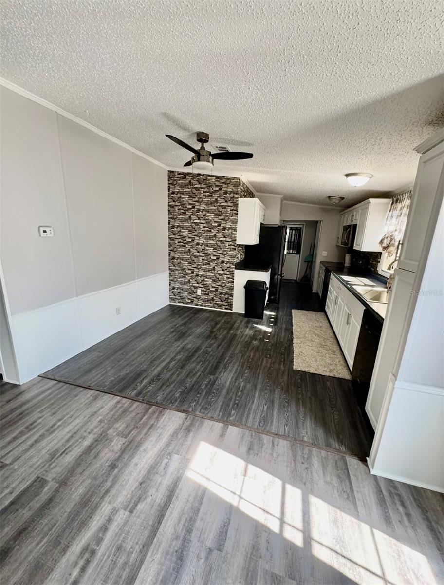 15594 NE 233RD PL, FORT MC COY, FL, 32134